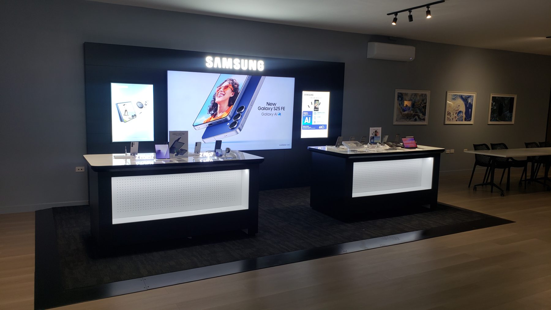 Samsung mobile devices on display at the Innovation Hub